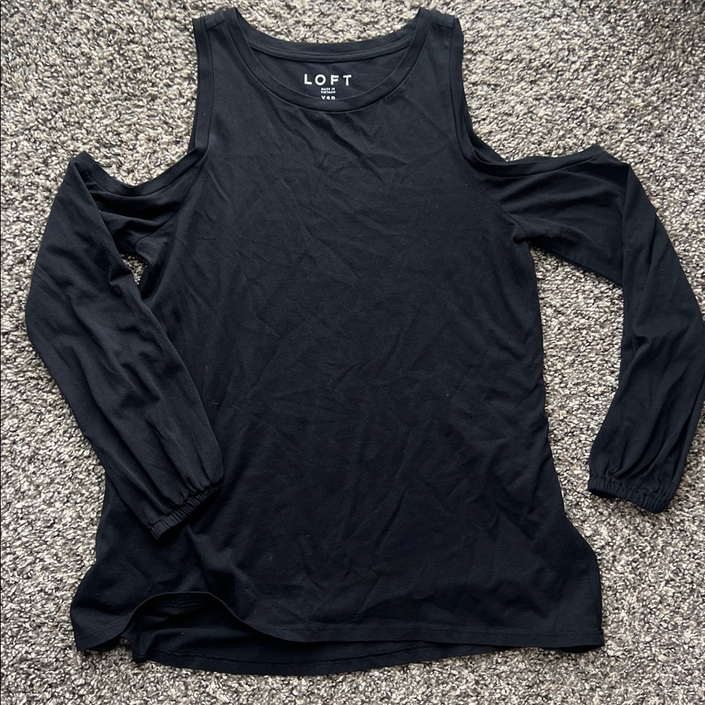 LOFT Elegant Black cold shoulder Top